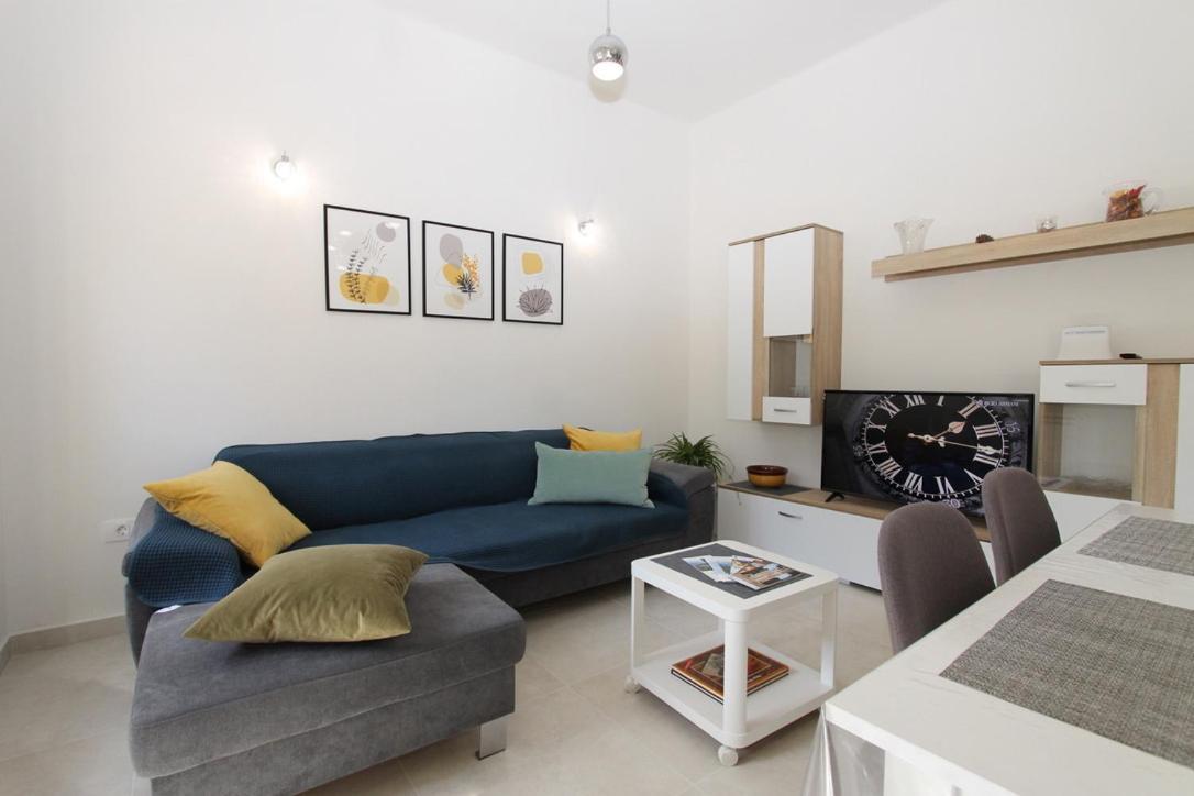 L Apartment Rasa Luaran gambar