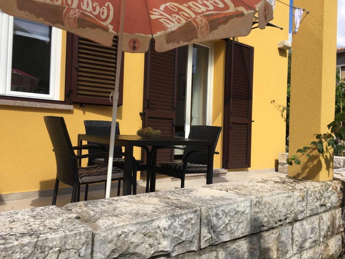 L Apartment Rasa Luaran gambar